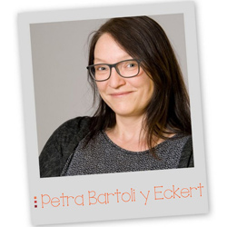 Petra Bartoli y Eckert - Schriftstellerin und Autorin:
Geschichten sind es, die ganz neue Welten eröffnen!
... und hier kommen Sie direkt zu meiner Präsentation. Petra Bartoli y Eckert - Schriftstellerin und Autorin:
Geschichten sind es, die ganz neue Welten eröffnen!
... und hier kommen Sie direkt zu meiner Präsentation.